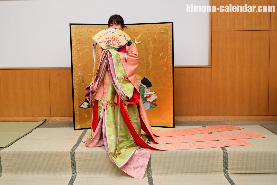 東京成徳大学日本伝統文化学科 細長（ほそなが）