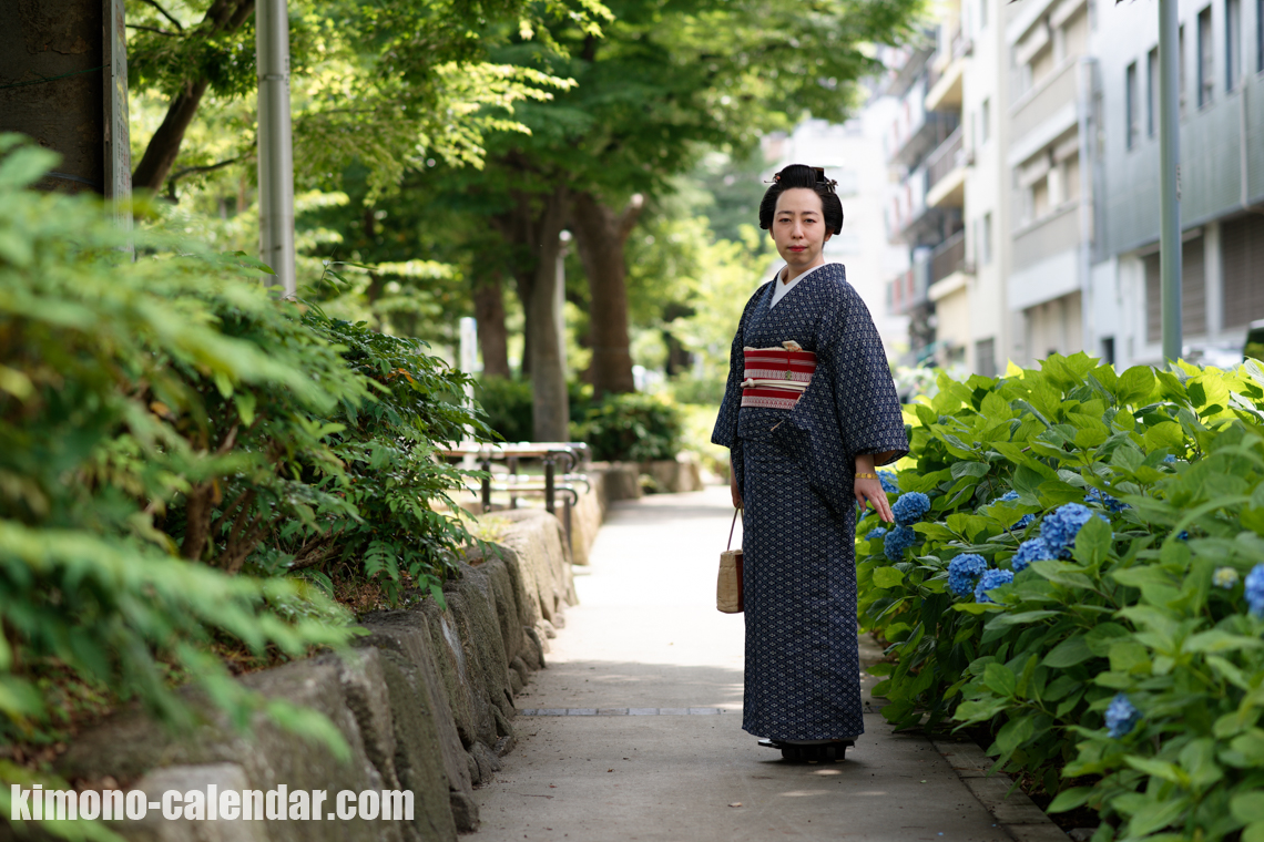 女性の全身写真
