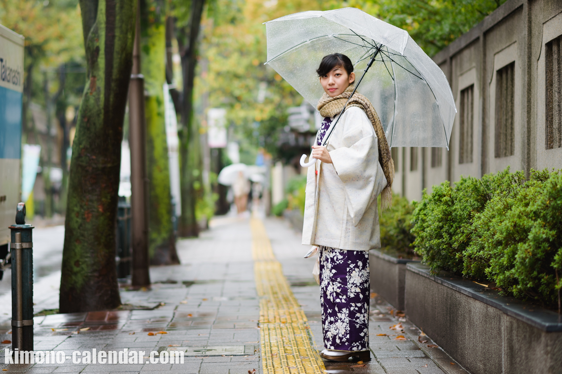 女性の全身写真