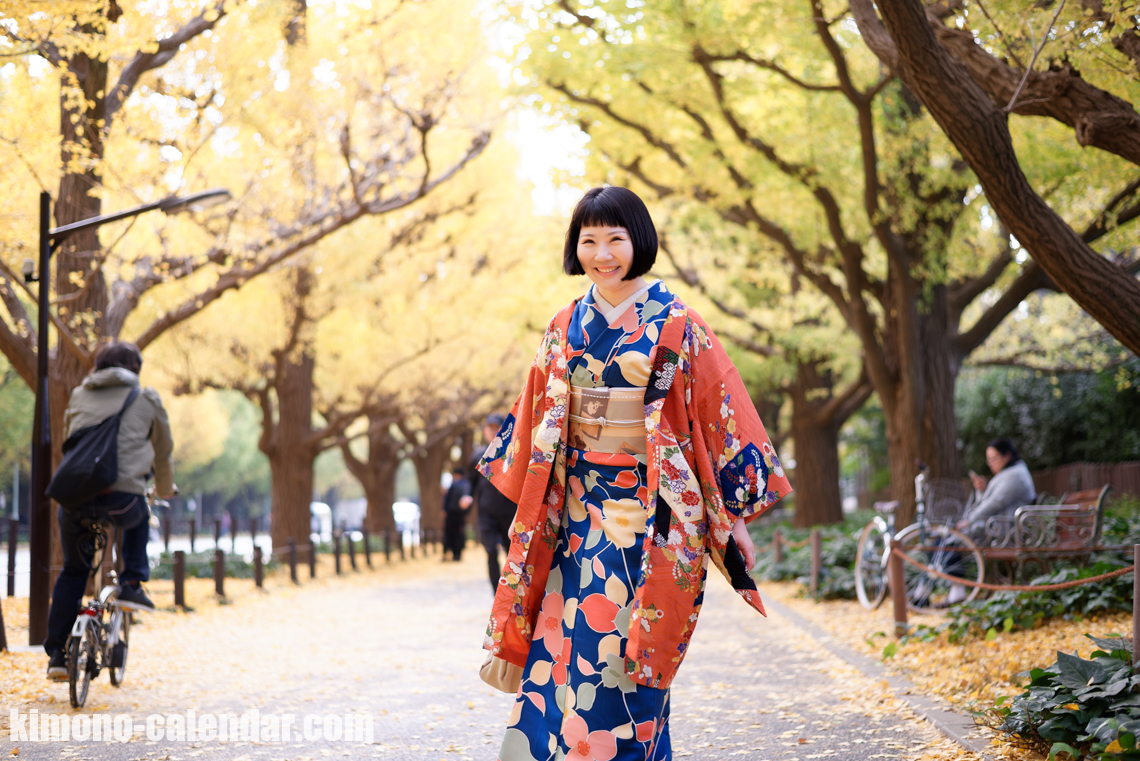 女性の上半身写真