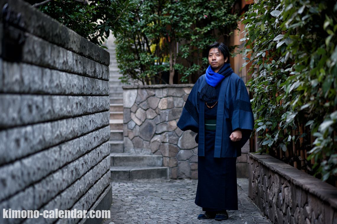 男性の全身写真