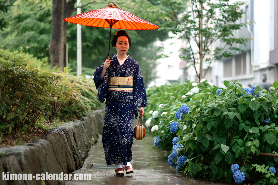 女性の全身写真