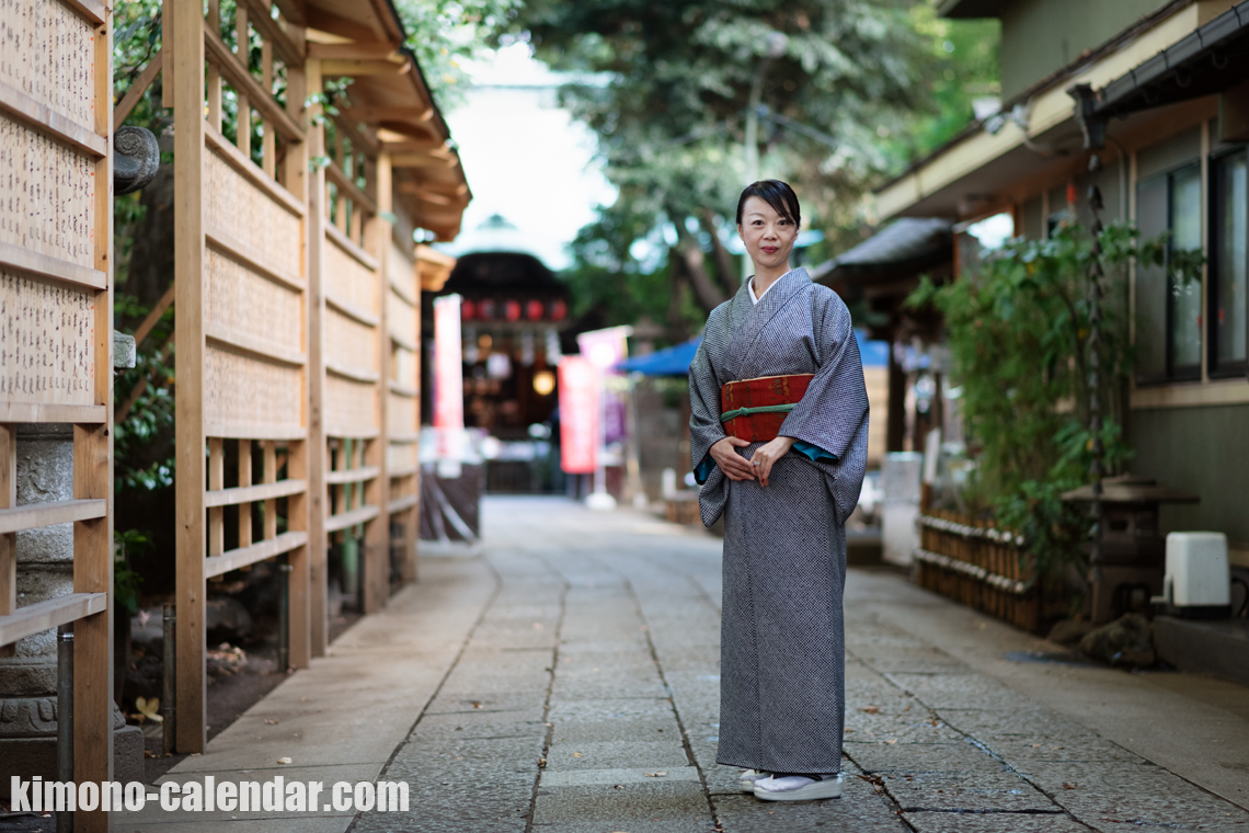 女性の全身写真