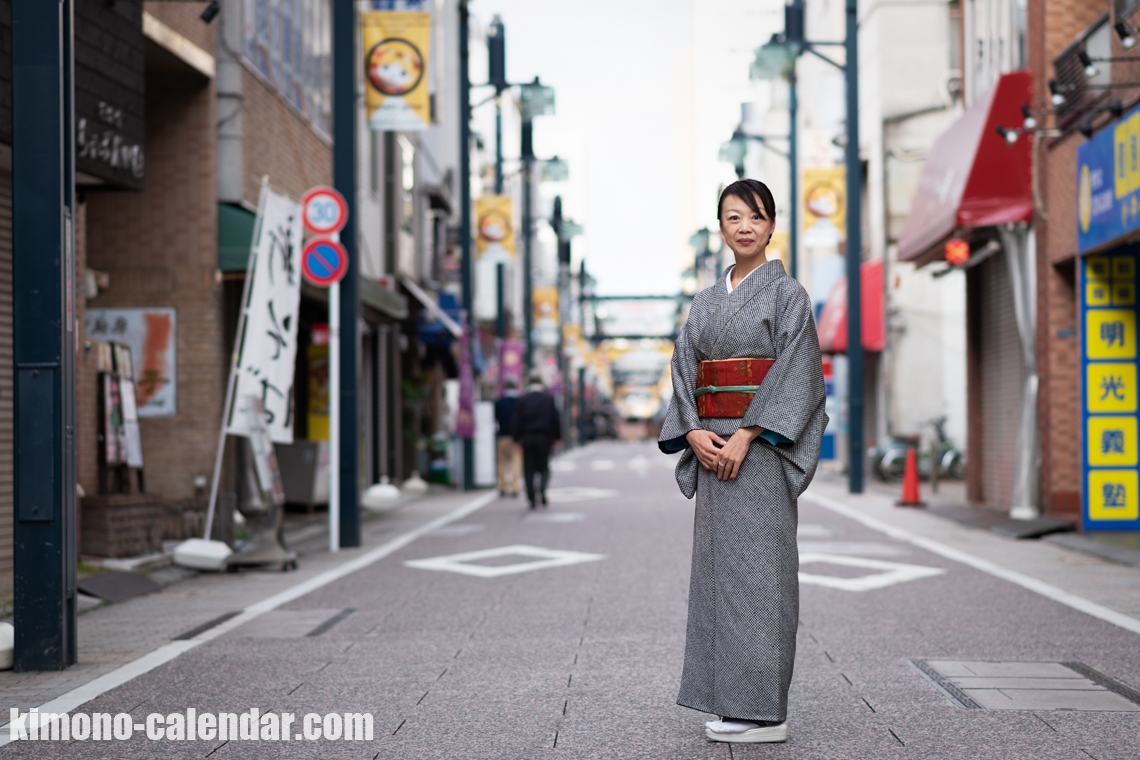 女性の全身写真