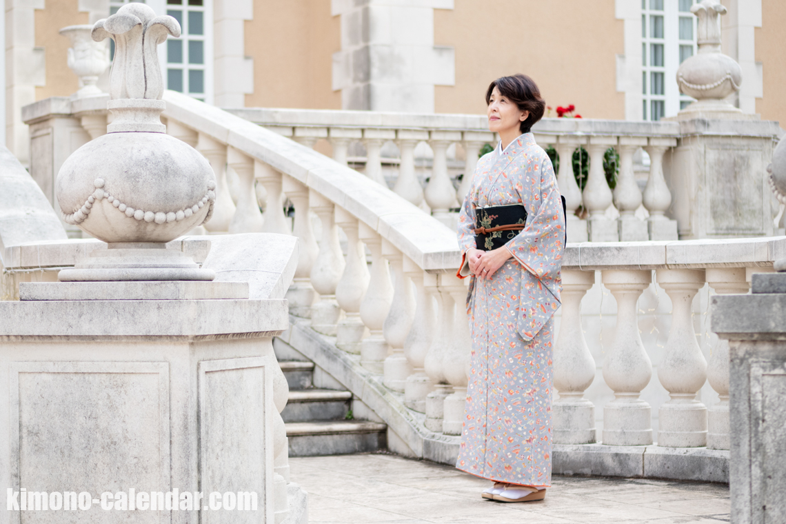 女性の全身写真