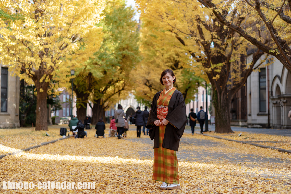 女性の全身写真