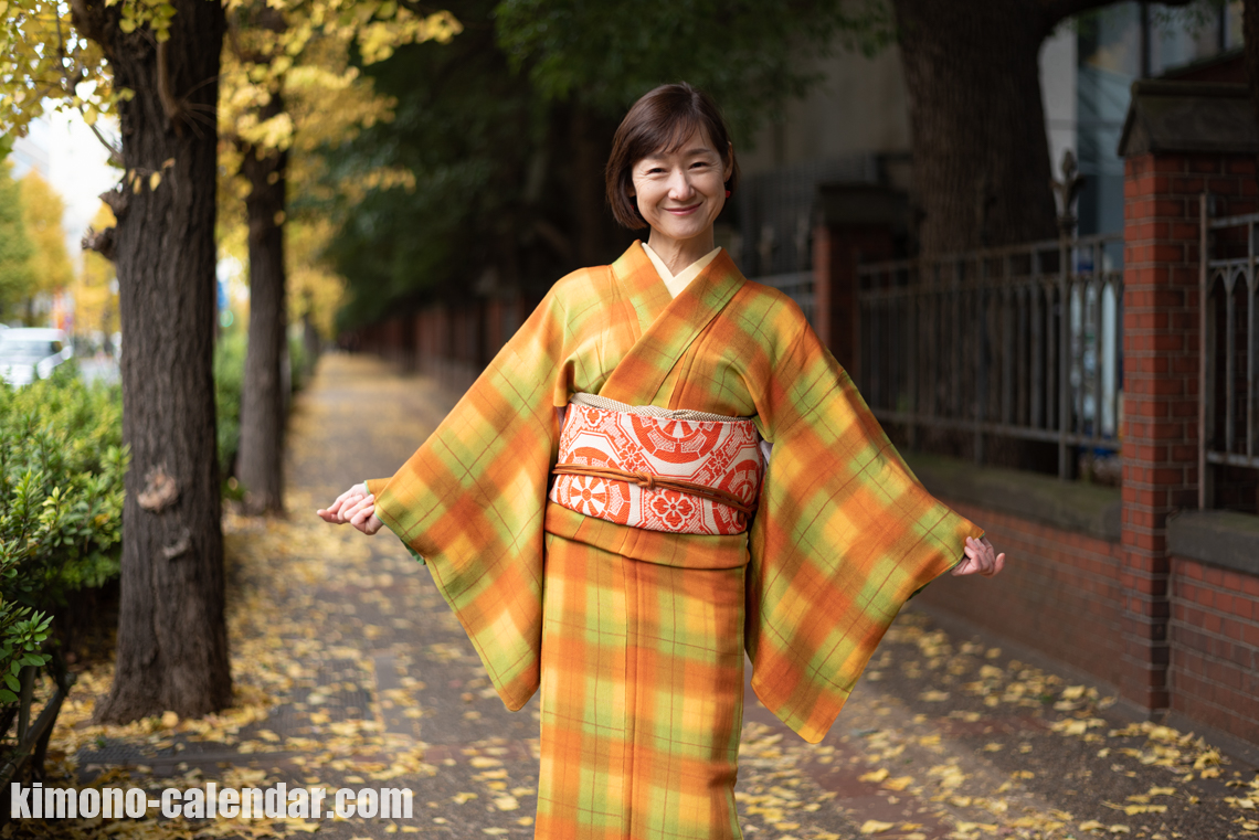 女性の上半身写真