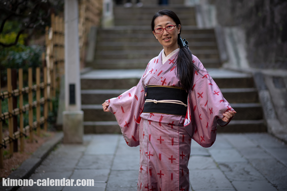 女性の上半身写真