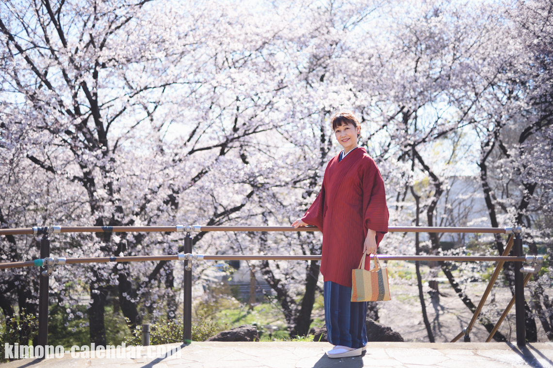 女性の全身写真