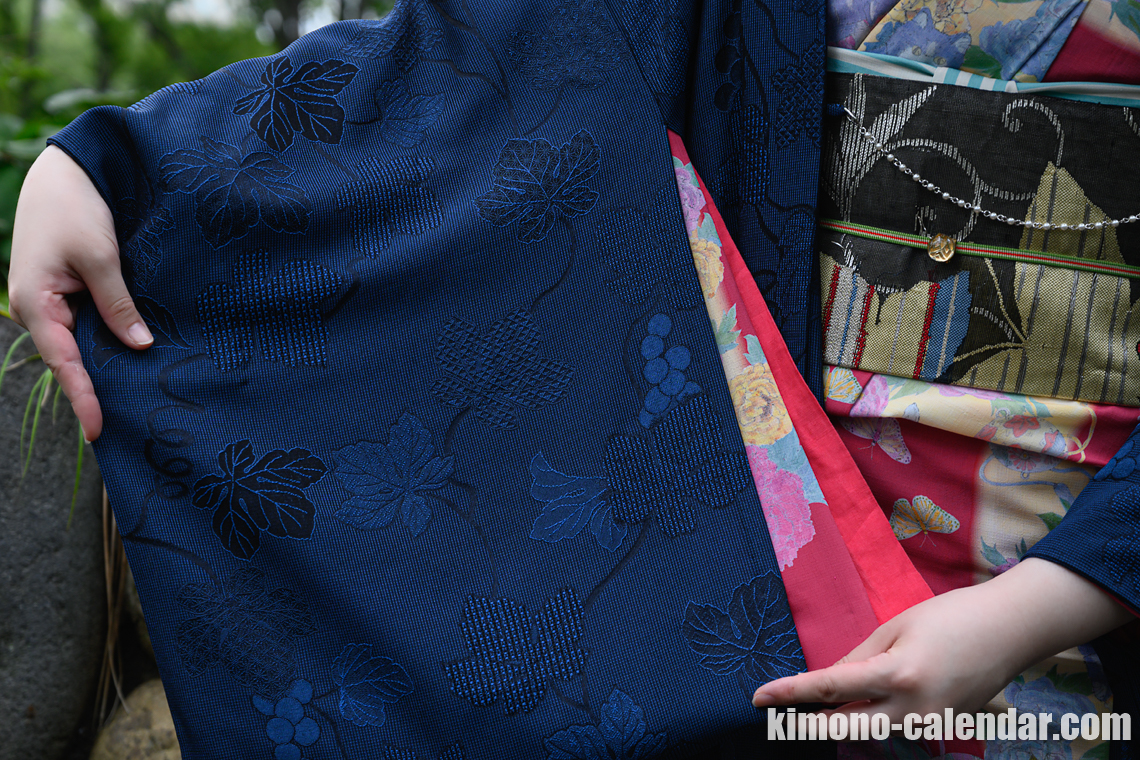 羽織の柄と手染めの襦袢