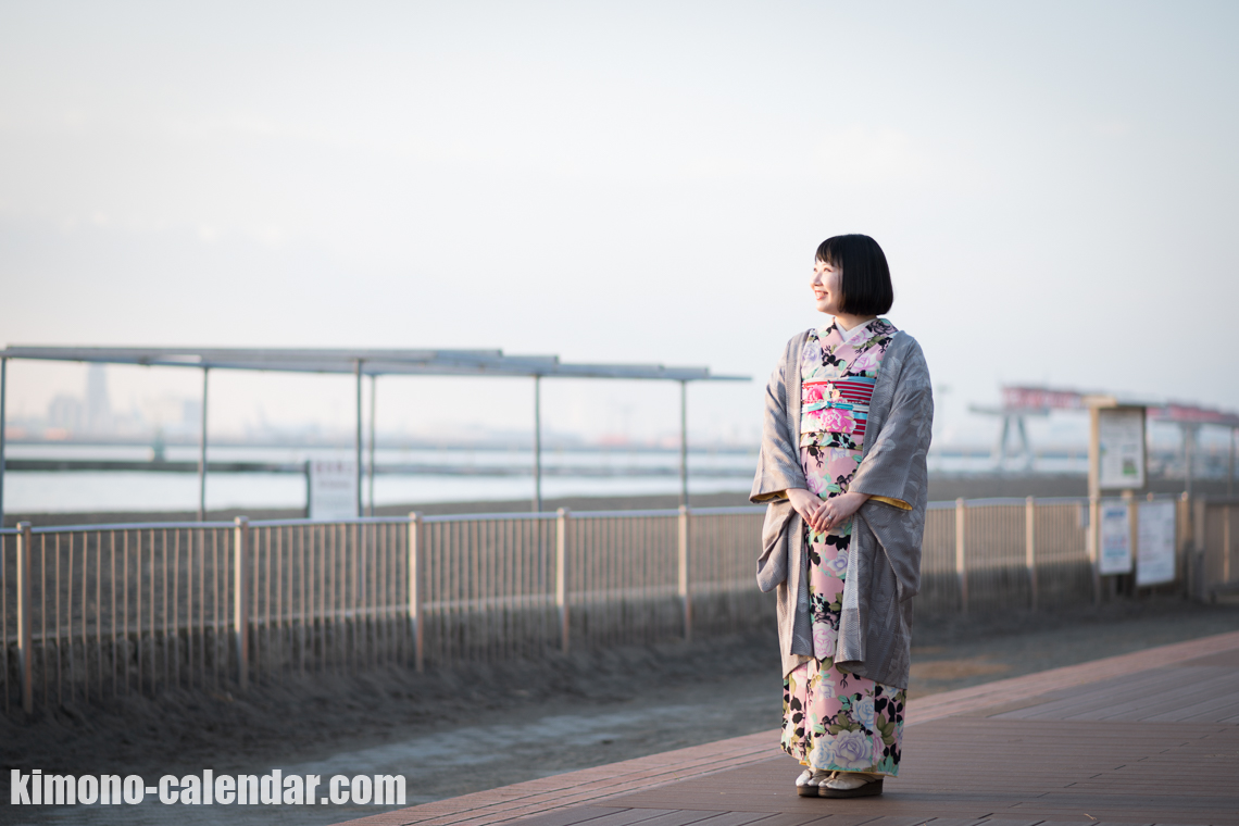 女性の全身写真