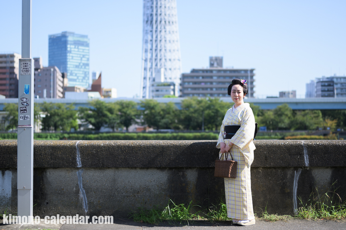 女性の全身写真