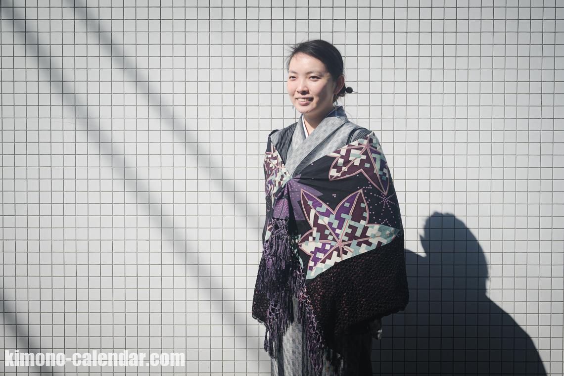 女性の上半身写真