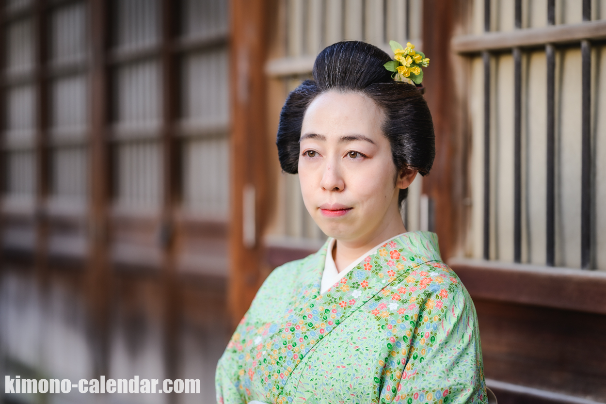 日本髪 中差し巻き なかざしまき